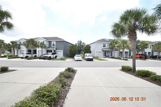 8868 INDIGO TRAIL LOOP 8868, Riverview, FL 33578
