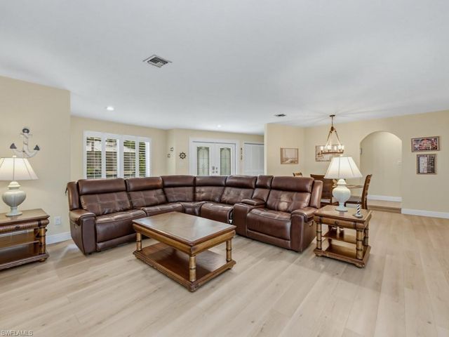 1610 Collingswood CT, Marco Island, FL 34145