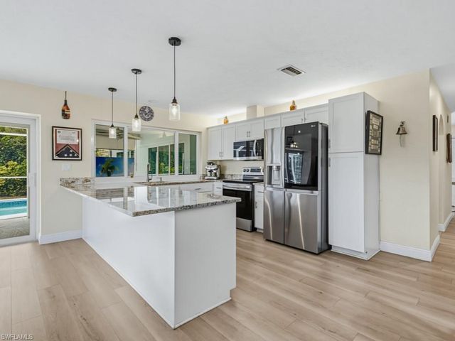 1610 Collingswood CT, Marco Island, FL 34145