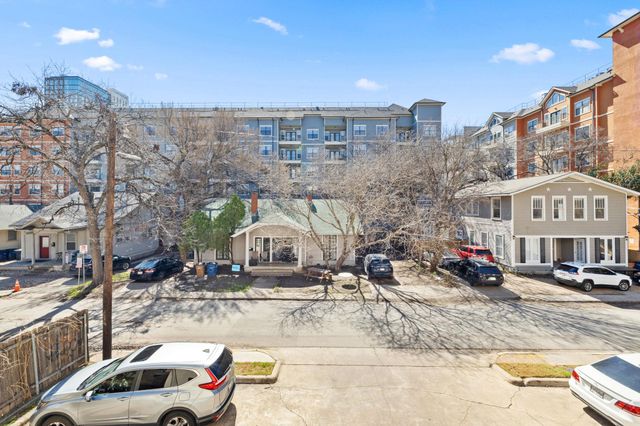 712 Graham PL 205, Austin, TX 78705