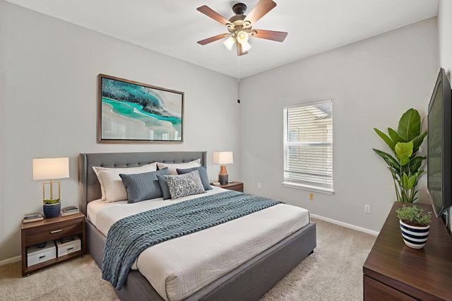 712 Graham PL 205, Austin, TX 78705