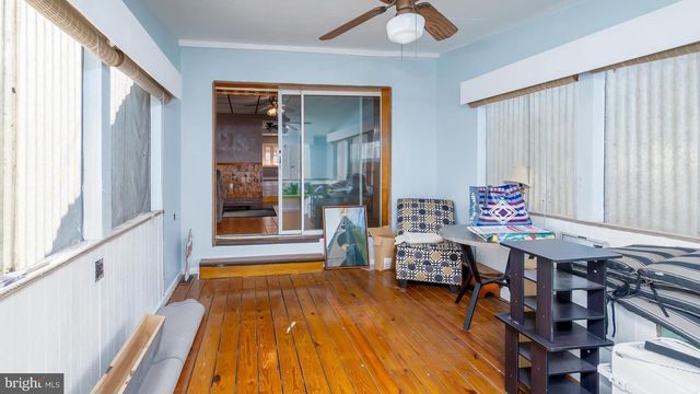 2524 LAKESIDE DR, Williamstown, NJ 08094