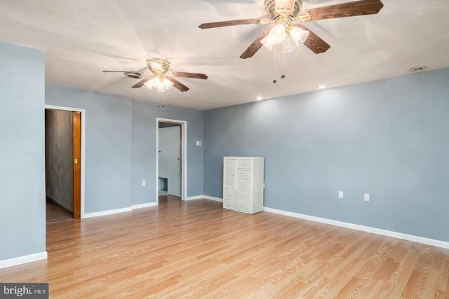 2524 LAKESIDE DR, Williamstown, NJ 08094