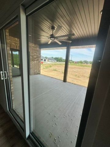1797 E Skyline Avenue, Ozark, MO 65721