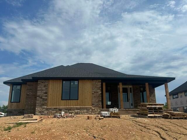 1797 E Skyline Avenue, Ozark, MO 65721