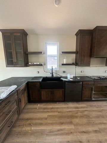 1797 E Skyline Avenue, Ozark, MO 65721