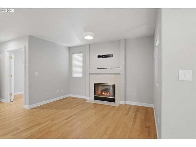 15990 Nw RONDOS Dr, Portland, OR 97229
