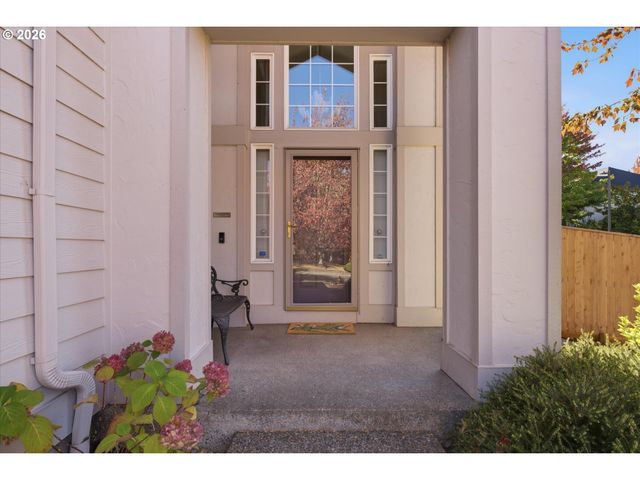 15990 Nw RONDOS Dr, Portland, OR 97229