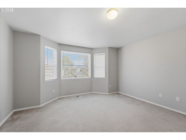 15990 Nw RONDOS Dr, Portland, OR 97229