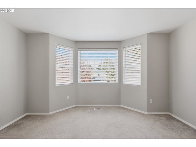 15990 Nw RONDOS Dr, Portland, OR 97229