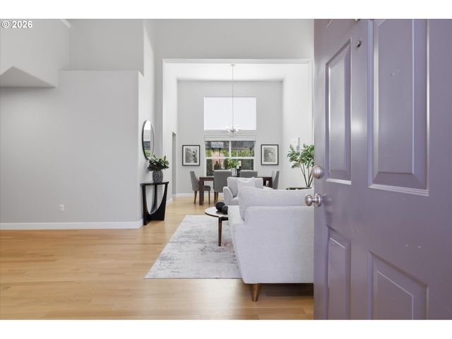 15990 Nw RONDOS Dr, Portland, OR 97229