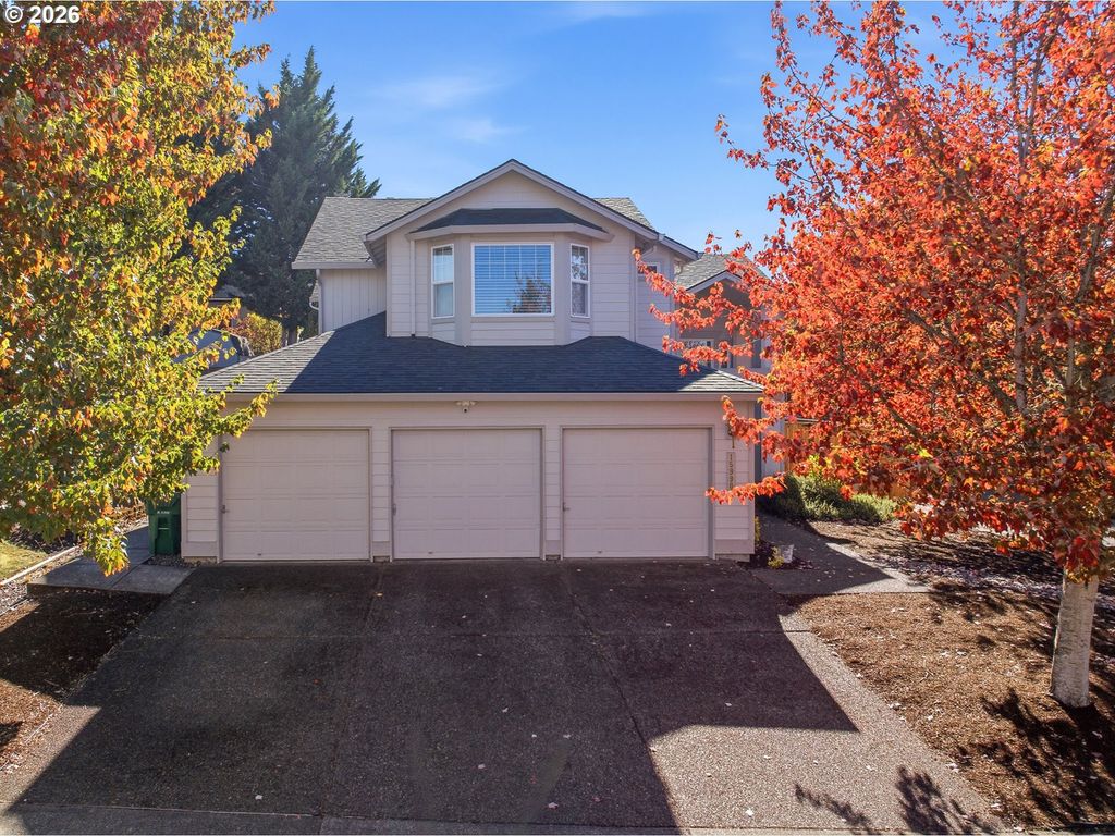 15990 Nw RONDOS Dr, Portland, OR 97229