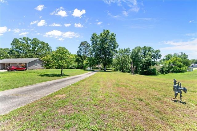 3883 Sloan Mill Road, Gainesville, GA 30507