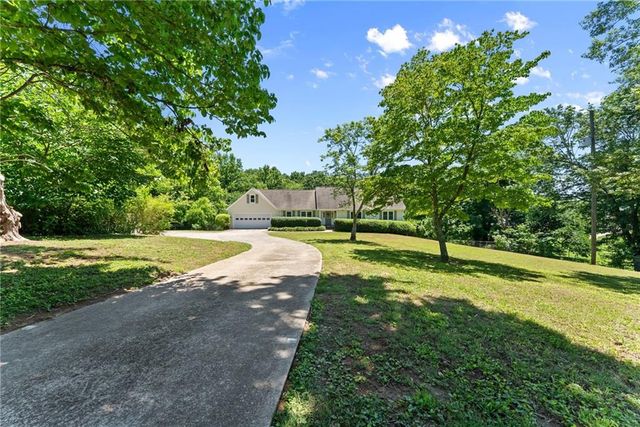 3883 Sloan Mill Road, Gainesville, GA 30507