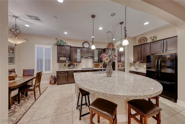 41 Moltrasio Lane, Henderson, NV 89011