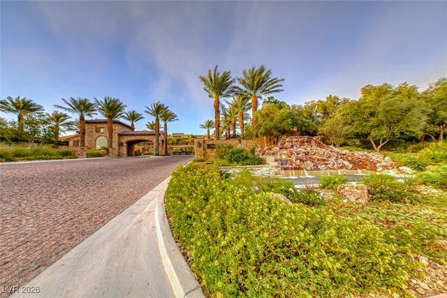 41 Moltrasio Lane, Henderson, NV 89011