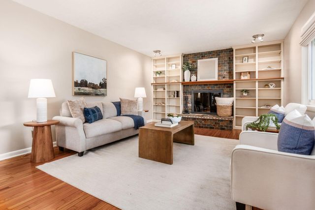 3855 Pegg Avenue, Columbus, OH 43214