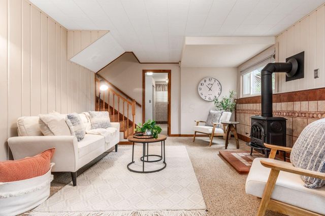 3855 Pegg Avenue, Columbus, OH 43214