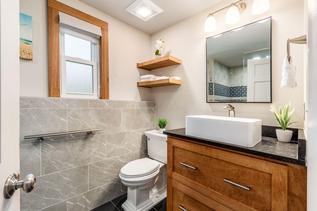 3855 Pegg Avenue, Columbus, OH 43214