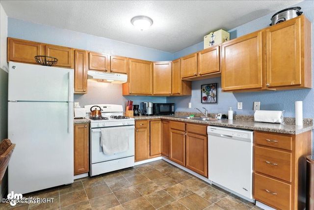 8203 Duben Avenue, 2, Anchorage, AK 99504