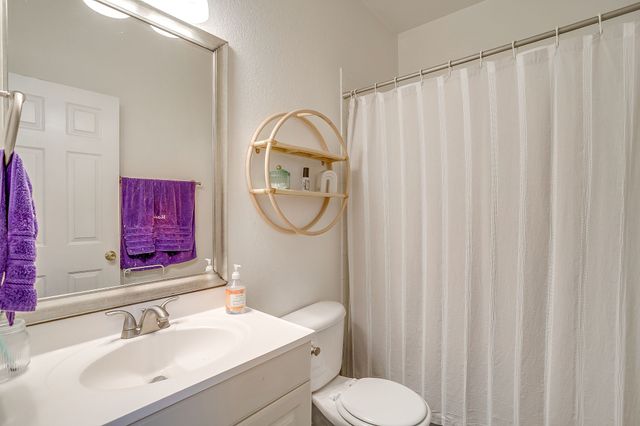 2700 Mccart Avenue, Fort Worth, TX 76110