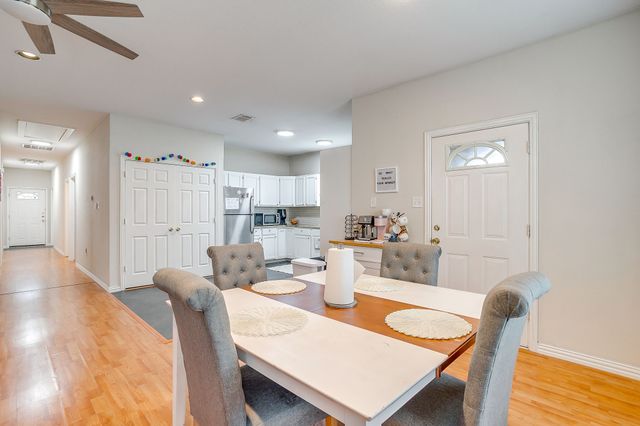 2700 Mccart Avenue, Fort Worth, TX 76110