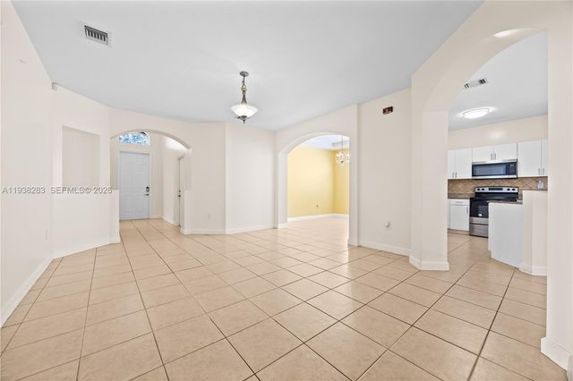 10770 SW 245th St, Homestead, FL 33032