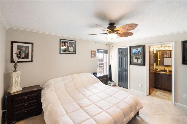 279 SW Glenwood Drive, Port St. Lucie, Port St Lucie, FL 34984