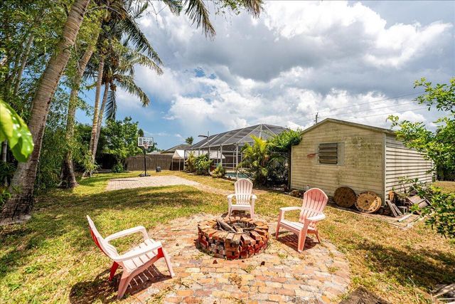 279 SW Glenwood Drive, Port St. Lucie, Port St Lucie, FL 34984