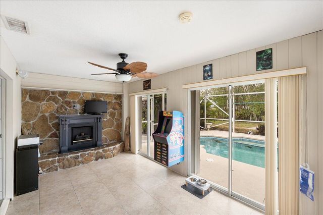 279 SW Glenwood Drive, Port St. Lucie, Port St Lucie, FL 34984