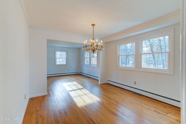 34 Sweetbrier Drive, Clifton Park, NY 12019