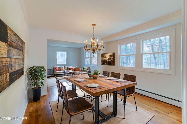 34 Sweetbrier Drive, Clifton Park, NY 12019