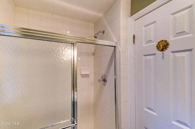 34 Sweetbrier Drive, Clifton Park, NY 12019