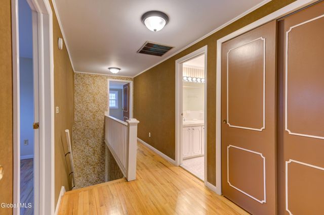 34 Sweetbrier Drive, Clifton Park, NY 12019