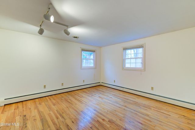 34 Sweetbrier Drive, Clifton Park, NY 12019