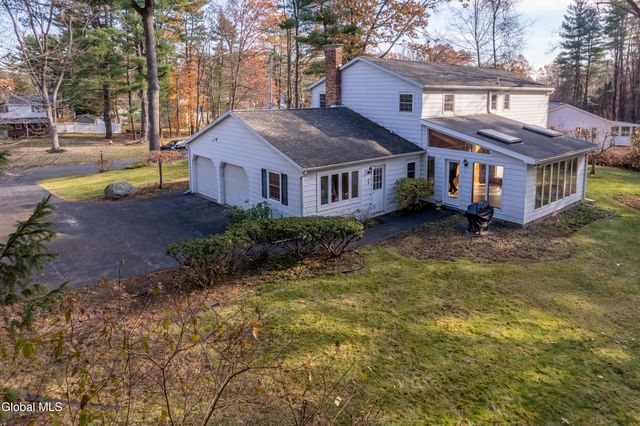 34 Sweetbrier Drive, Clifton Park, NY 12019