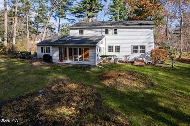 34 Sweetbrier Drive, Clifton Park, NY 12019