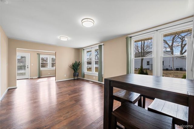 3048 Andre Street, Keego Harbor, MI 48320