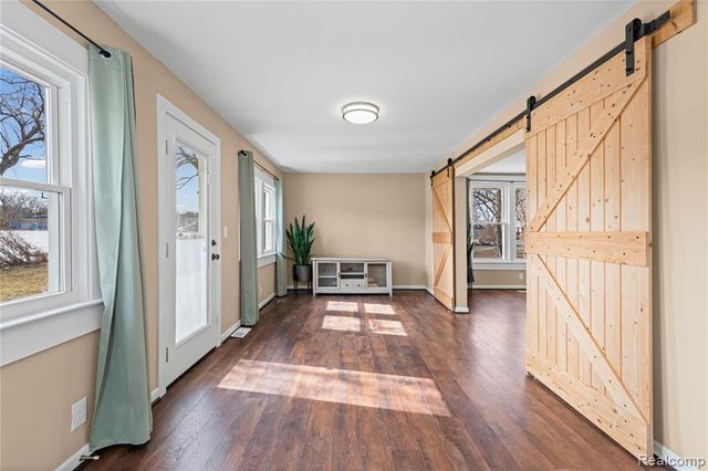 3048 Andre Street, Keego Harbor, MI 48320