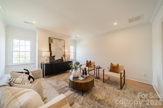 4004 Nettie Court, Charlotte, NC 28211
