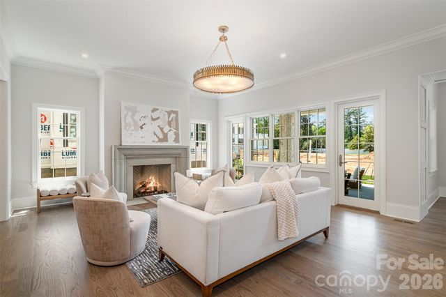 4004 Nettie Court, Charlotte, NC 28211