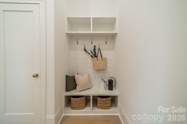4004 Nettie Court, Charlotte, NC 28211