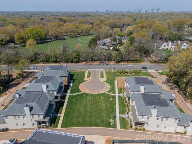 4004 Nettie Court, Charlotte, NC 28211