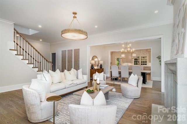 4004 Nettie Court, Charlotte, NC 28211