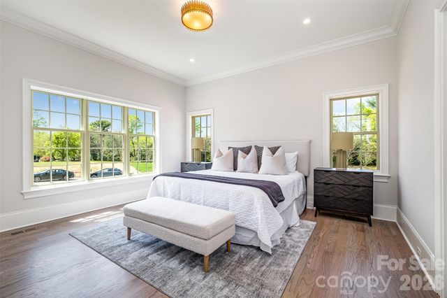 4004 Nettie Court, Charlotte, NC 28211