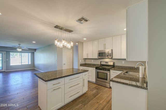 11128 W CAMEO Drive, Sun City, AZ 85351