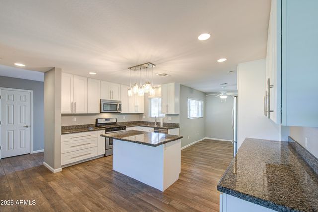 11128 W CAMEO Drive, Sun City, AZ 85351