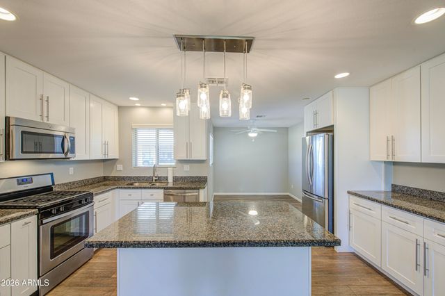 11128 W CAMEO Drive, Sun City, AZ 85351