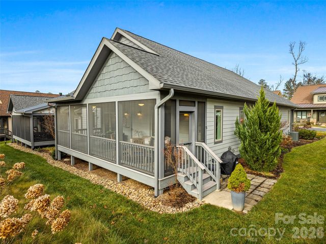 183 Sports Village Drive, Hendersonville, NC 28739