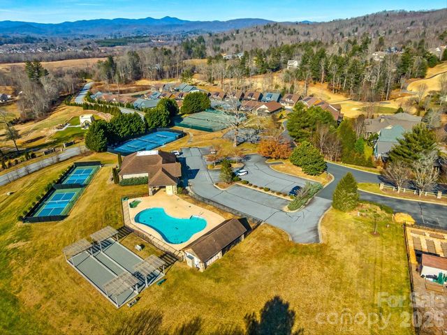 183 Sports Village Drive, Hendersonville, NC 28739